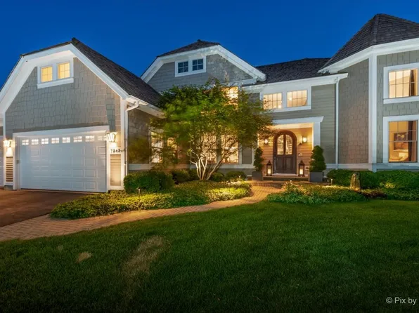 7242 Greywall Ct, Long Grove, IL 60060