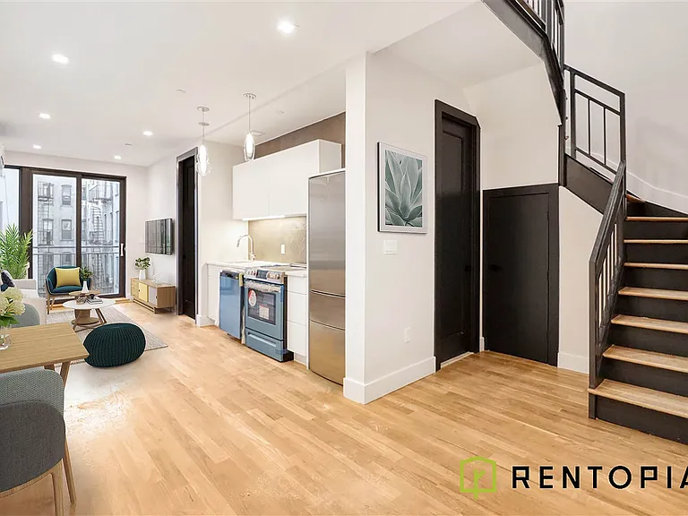 295 N 7th St #4B — Photo 1