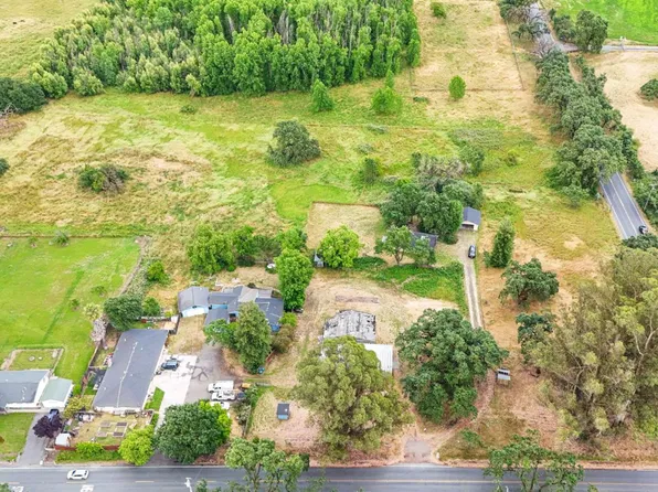2062 Ludwig Ave, Santa Rosa, CA 95407