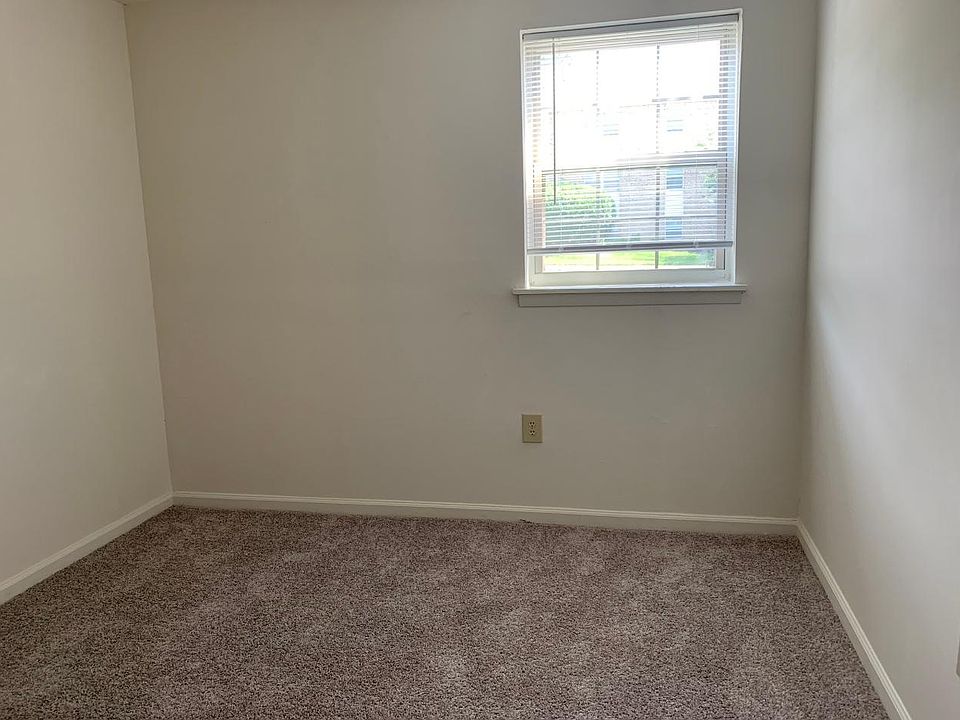 1st image of 8137 Harold Ct #1D