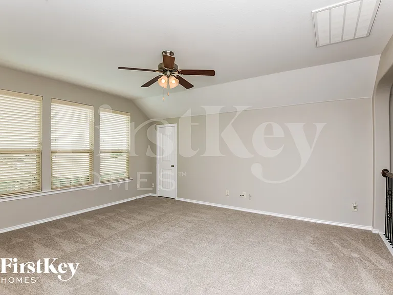 3017 Beaver Creek Dr — Photo 7