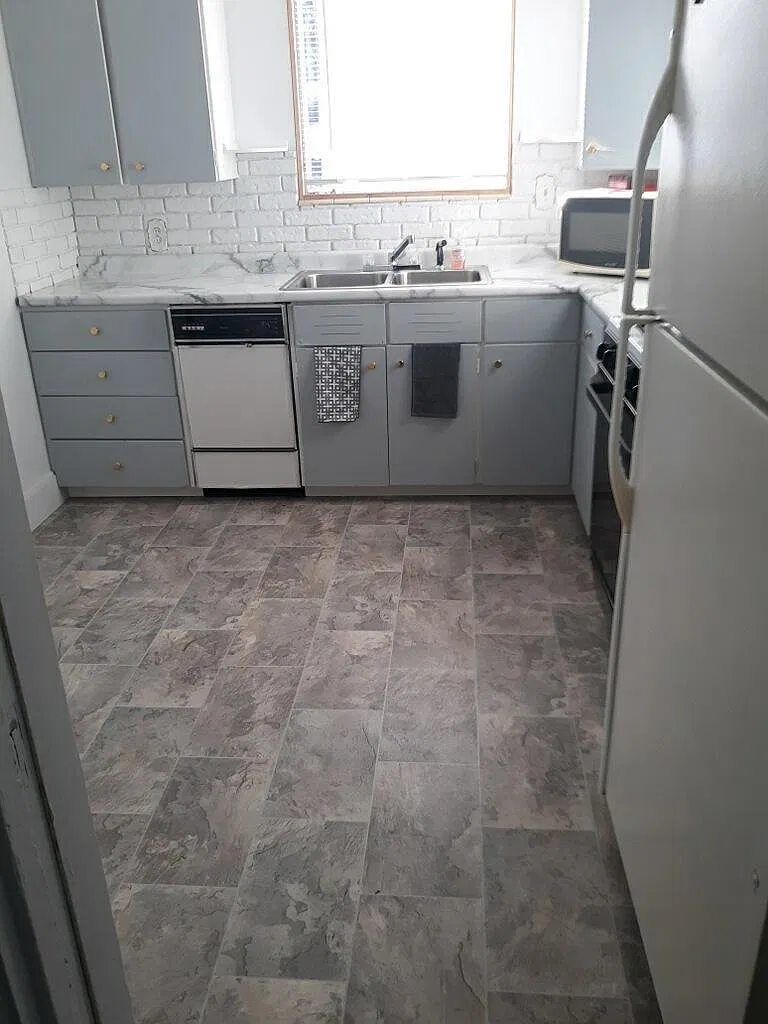 1505 Davenport Ave — Photo 1