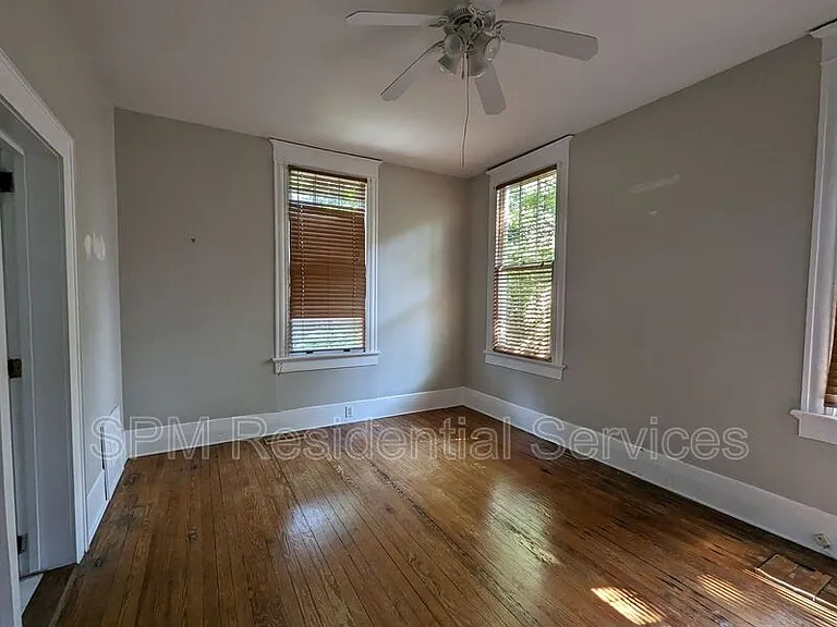 1701 Princess St — Photo 13