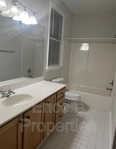 800 W Savannah Ridge Rd #101 — Photo 9