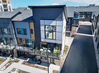 Moda at Emerald Hills, Strathcona County, AB T8H 2X4