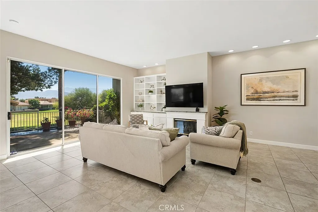 3 bed, 1806 sqft, $6,000 — Photo 3