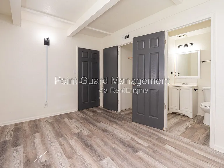 1341 W Dora St #1341 — Photo 9
