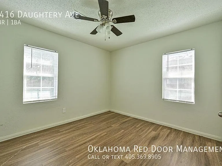 1416 Daugherty Ave — Photo 6
