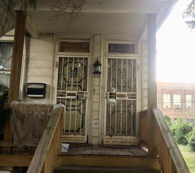 1st image of 7620 S Dante Ave
