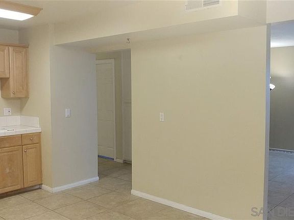 4th image of 535 N Beech St Unit 20