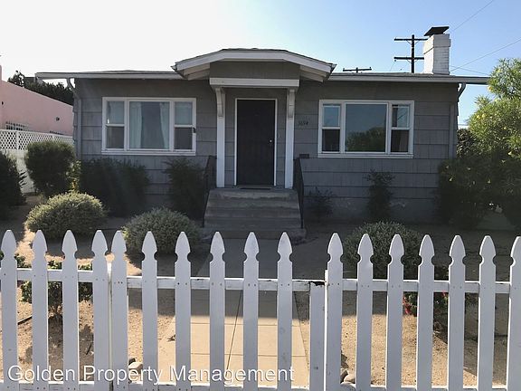 4th image of 3694 32nd St