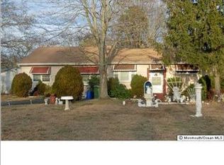 7 Ronald Rd, Lakewood, NJ 08701
