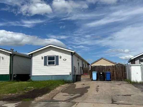 120 N Hunter St, Wood Buffalo, AB T9K 2K6