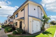 1-print-Lakeshore Dr unit 154-001