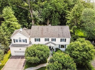 18 Cayuga Rd, Scarsdale, NY 10583