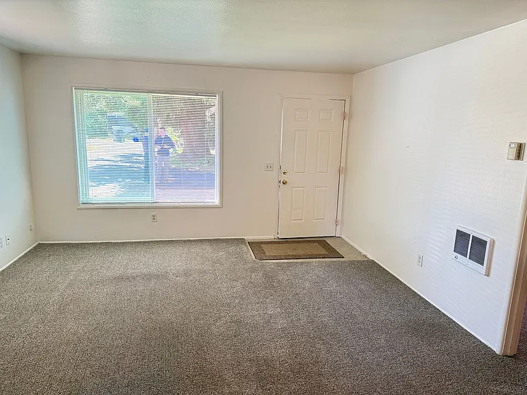 231 Holeman Ave — Photo 6