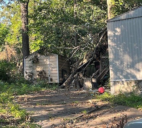 4th image of 3517 Shady Hill Cir