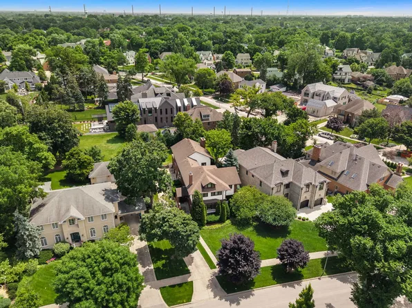 433 S Hill Ave, Elmhurst, IL 60126