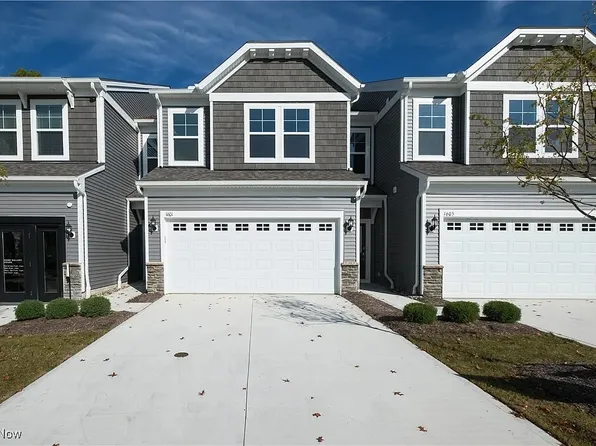 1601 Merlot Ln, Westlake, OH 44145