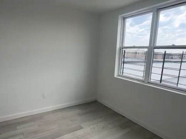 2785 Webb Ave #5A