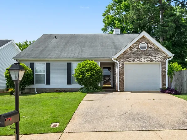 1006 Yellowhammer Ln, Northport, AL 35476