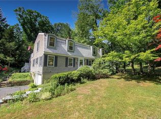 56 Crooked Trail Rd, Norwalk, CT 06853