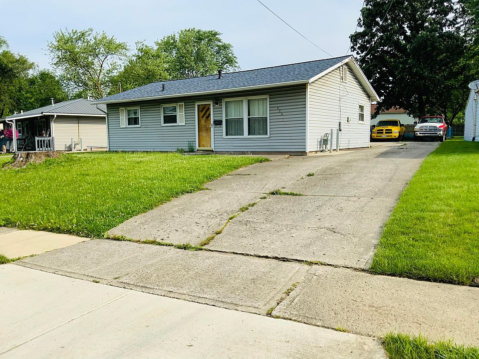 1st image of 926 Daffodil Dr