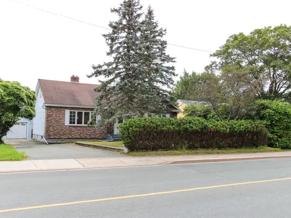 137 Elizabeth Avenue, St. John's, NL A1B1S2