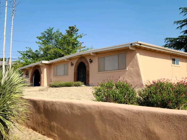 409 E 34th St, Silver City, NM 88061