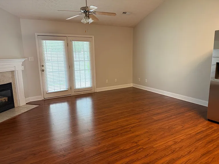 5704 Reece Way — Photo 4