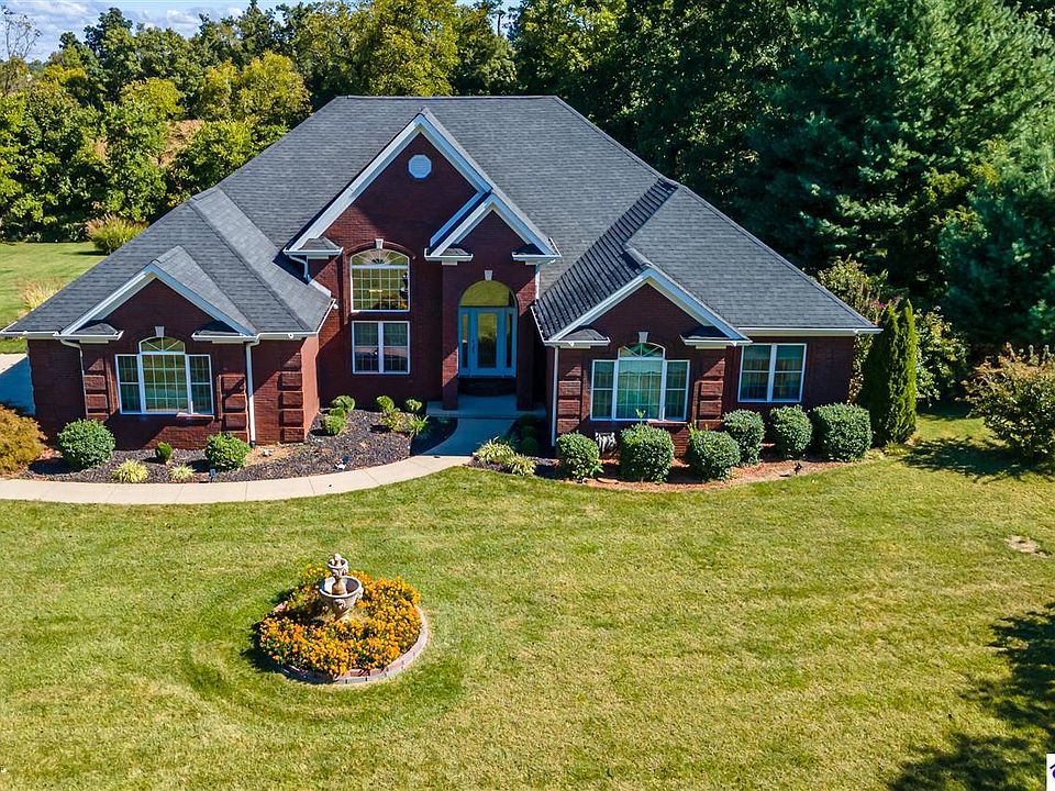 1st image of 260 Villa Ray Dr