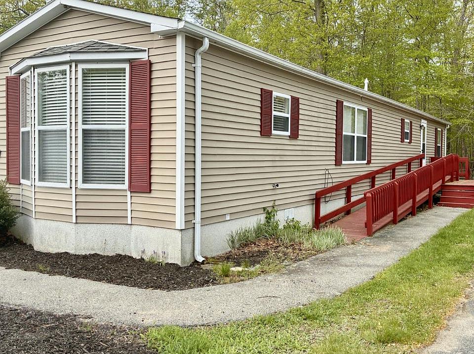 1st image of 16 Hemlock St #222