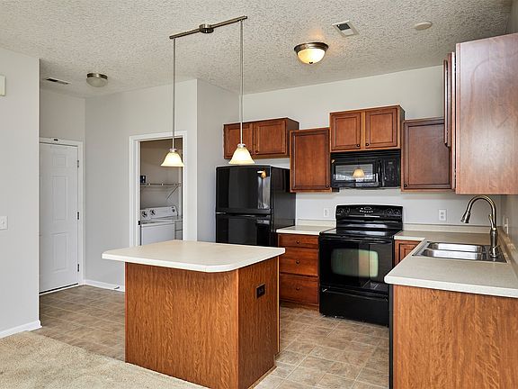 3rd image of 8601 Westown Pkwy Unit 5204
