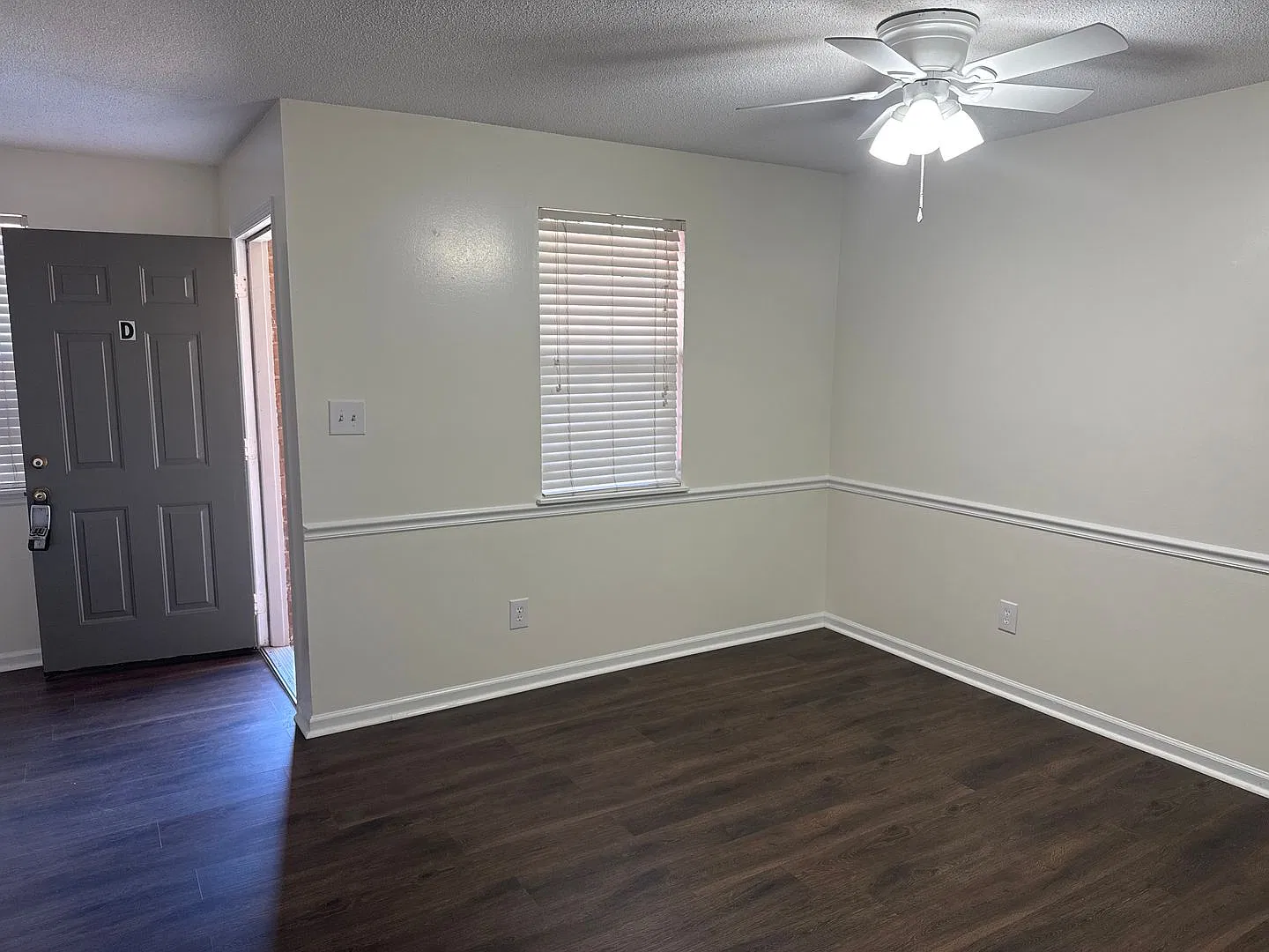 2924 Henry Street — Photo 2