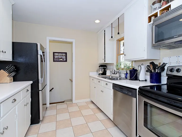 312 Monte Vista Ave — Photo 5