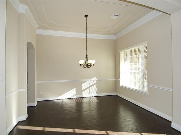 2nd image of 28022 Sugarside Glen Dr