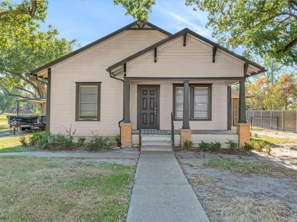 307 S Crockett St, Edgewood, TX 75117