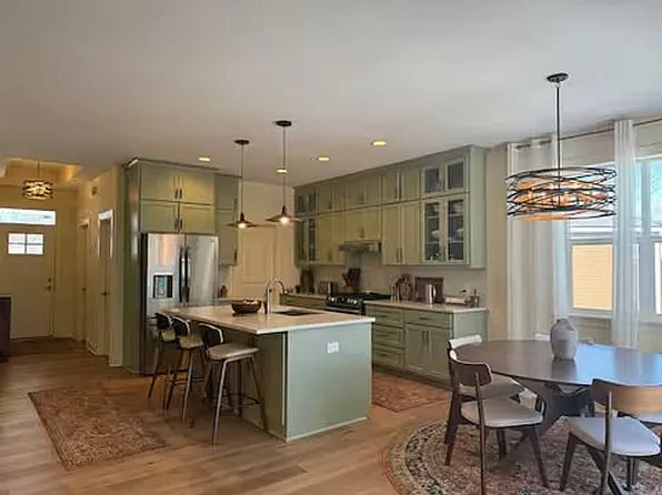 13435 Caffrey Ct, Rosemount, MN 55068