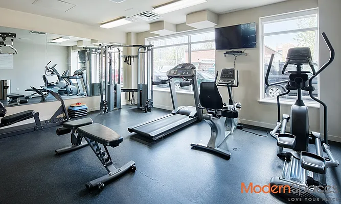 Sold by Modern Spaces | media 7