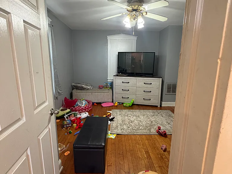 4905 Fox St — Photo 9