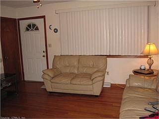 2nd image of 152 Elm St