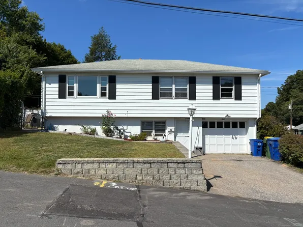 8 Nina Court, Waterbury, CT 06704
