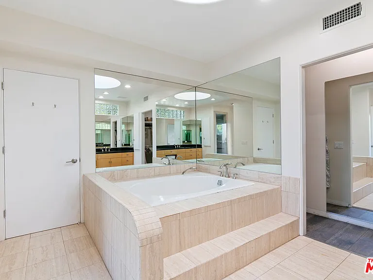 30112 Cuthbert Rd — Photo 25