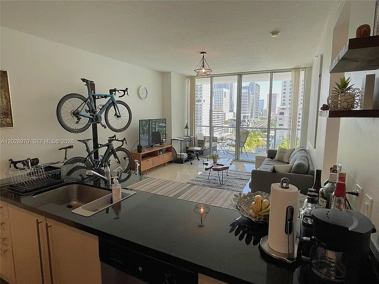 79 SW 12th St #1211 — Photo 12