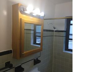 2060 E 72nd Pl, Chicago, IL 60649