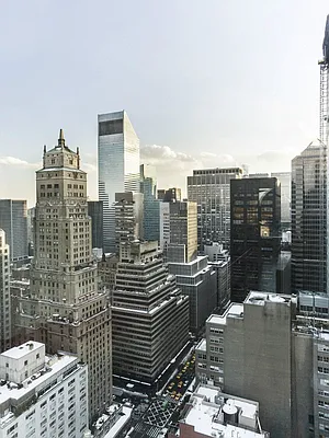 Sold by Sotheby's International Realty | media 26