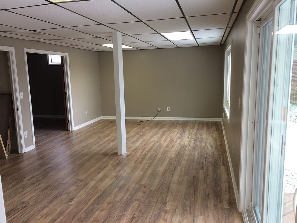 2nd image of 3980 Highcrest Dr