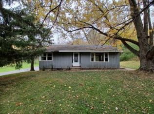 1490 Sterling St S, Maplewood, MN 55119