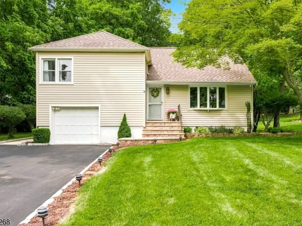 24 Stony Brook Rd, Rockaway Twp., NJ 07866