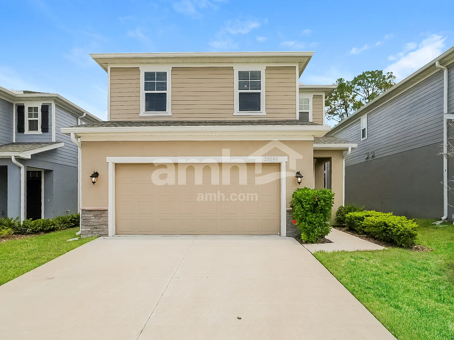 4 bed, 2.5 bath, 1977 sqft, $2,660 — Photo 1